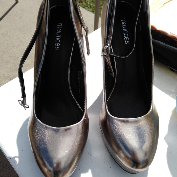 Metallic Rose Gold Heels - Picture 3 of 3